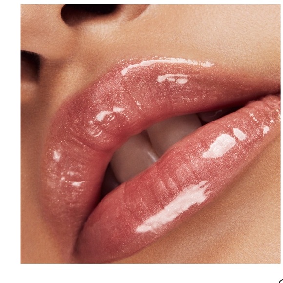 Fenty Beauty Gloss Bomb Lip Luminizer in Fu$$y NEW - Picture 3 of 8